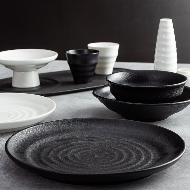 Black Porcelain Dinnerware - Zen Style
