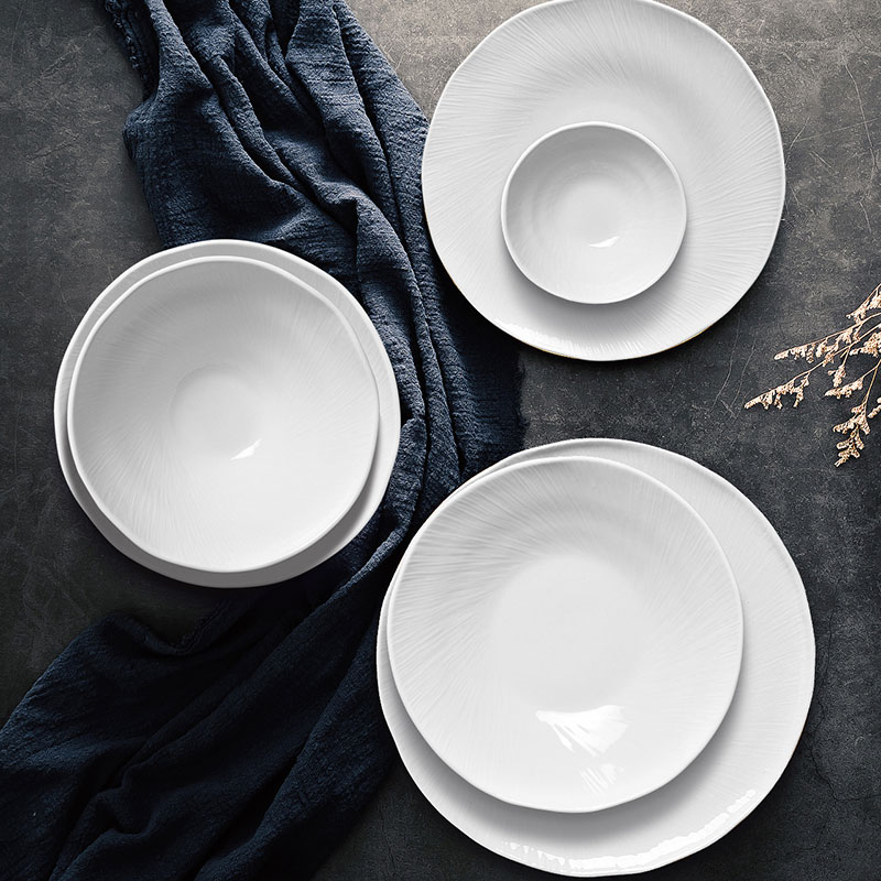 White Porcelain Plate - Yonghe