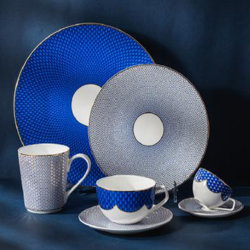 A Look at Porcelain Dinnerware Manufacturers, Featuring P&T Royal Ware