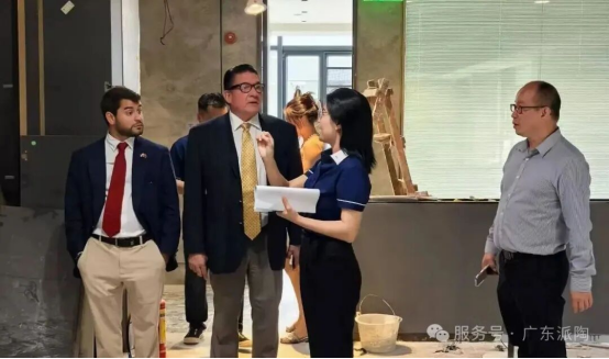 Mr. Roger Alvorado, Consul General of Panama in Guangzhou