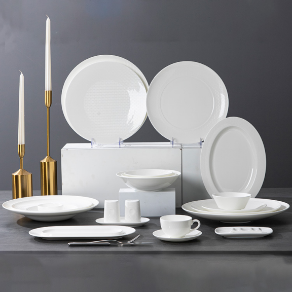 P&T Royal Ware Bone China Dinnerware Set