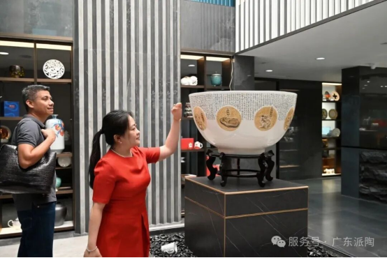 Ms. Furuo Qin, Consul of the Philippines in Guangzhou