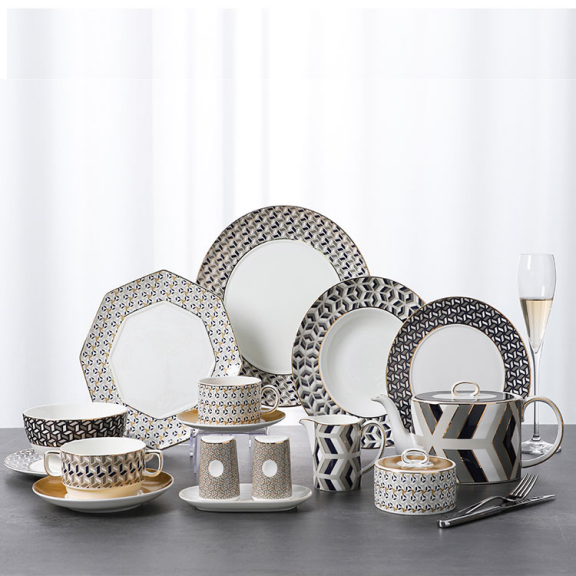 5-Star Hotel Ceramic Plate Set