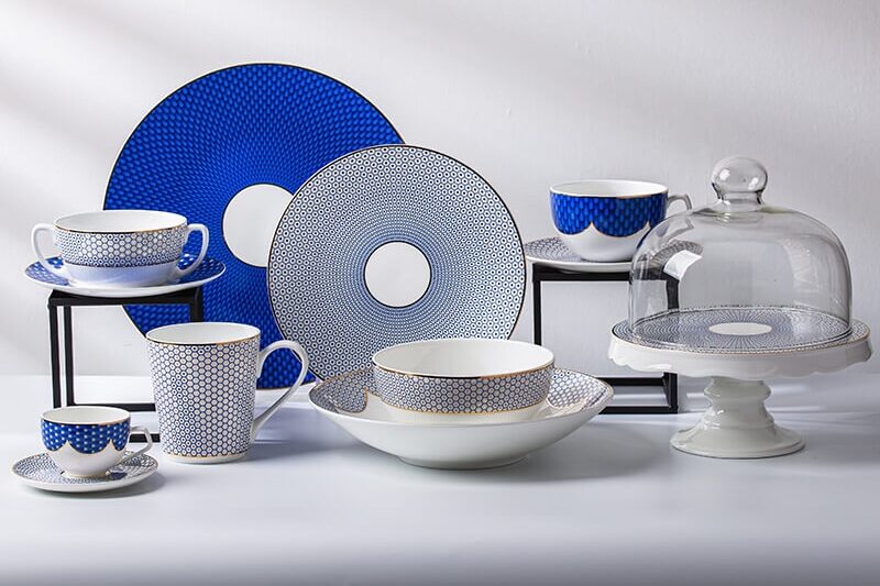 P&T Royal Ware OEM porcelain dinnerware set for restaurants