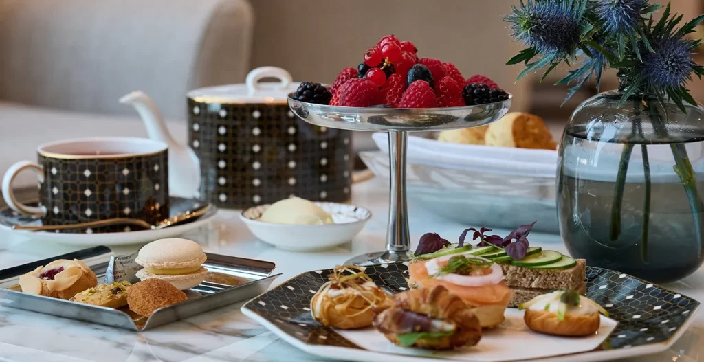 ORECA tableware operational testing for stacking carrying and daily use